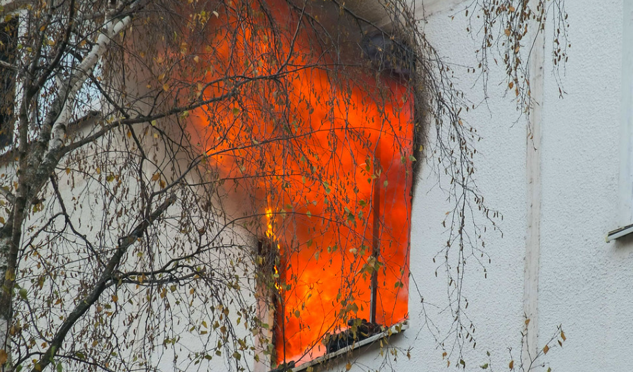 В Стерлитамаке при пожаре погибла многодетная семья