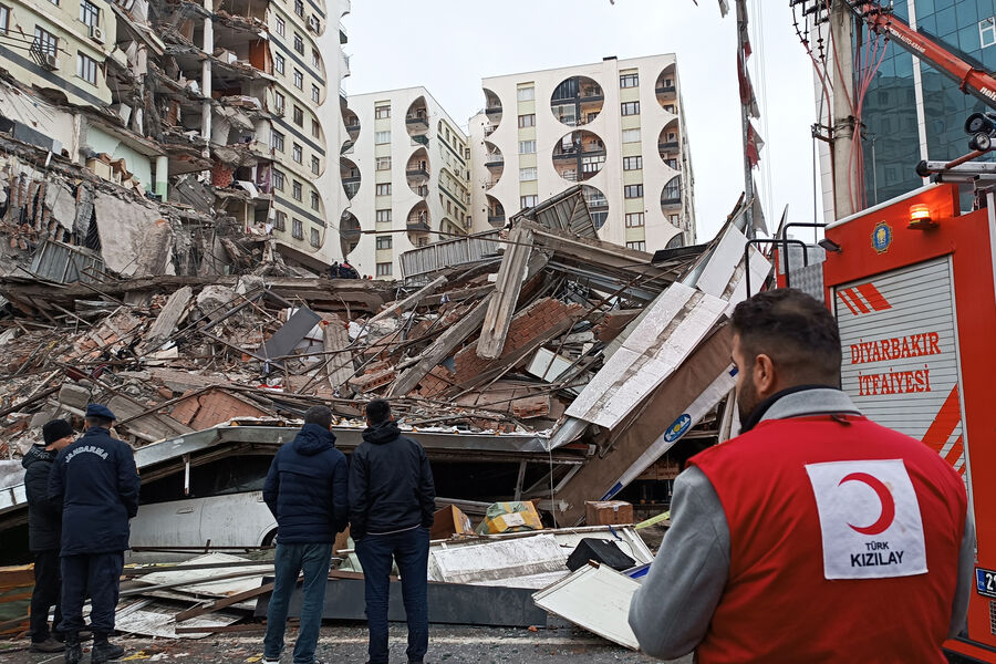 По данным Института прогнозирования землетрясений Российской Федерации, возможны новые толчки в Турции или Сирии