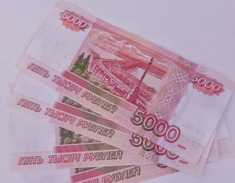 Мишустин: Зарплаты ученых выросли до 120 000 рублей