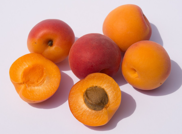 Россиянам рассказали о влиянии употребления абрикосов на организм