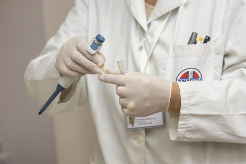 Вакцинация против кори проведена среди сотрудников рынка «Садовод» в Москве