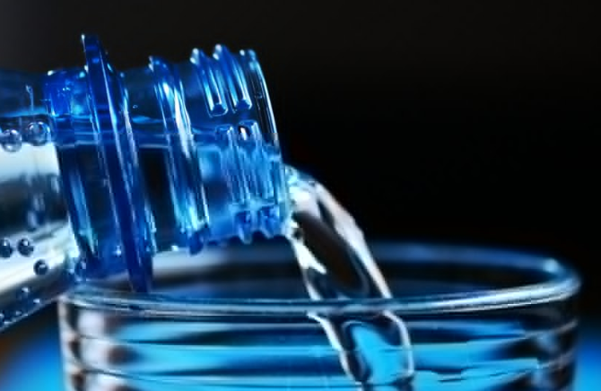 Врач Чибисова рассказала, сколько действительно нужно пить воды в день