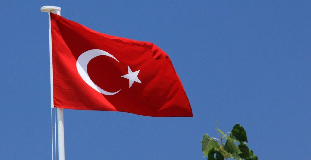 Турки начали бойкотировать Mastercard и Visa и переходить на Troy