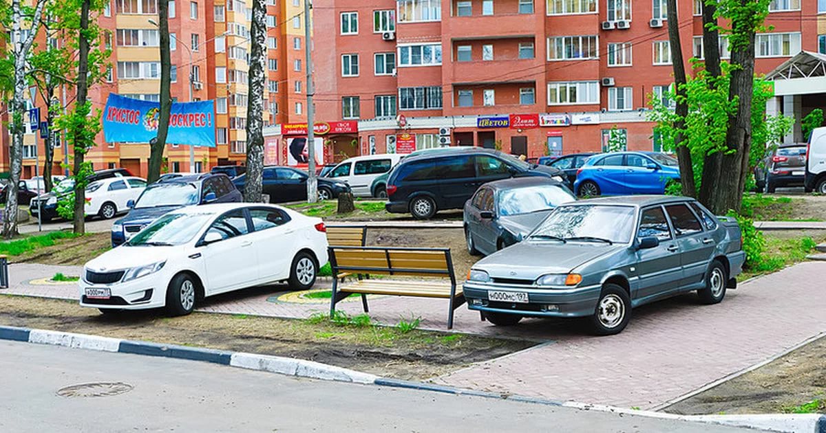 Власти Подмосковья смогут штрафовать автомобилистов за неправильную парковку