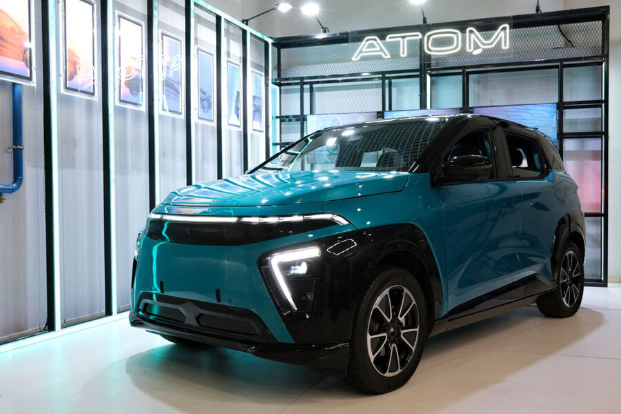 Выпуск российских автомобилей «Атом» начнется в июле 2025 года