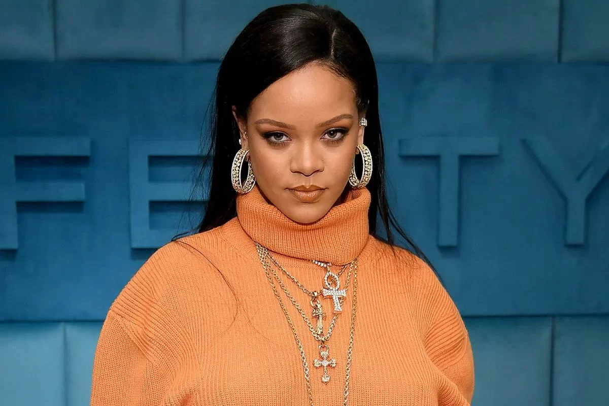L&S: певица Рианна может сыграть свадьбу с A$AP Rocky в конце 2025 года