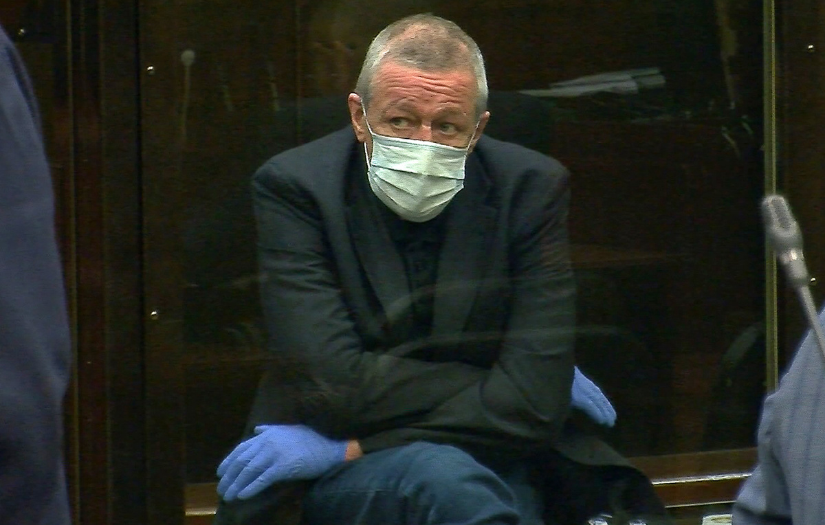 Адвокат Падалко: Ефремов должен будет ежемесячно отмечаться до окончания срока УДО