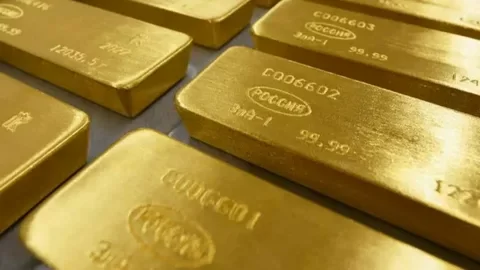 Comex: стоимость золота опустилась ниже $3330 за тройскую унцию