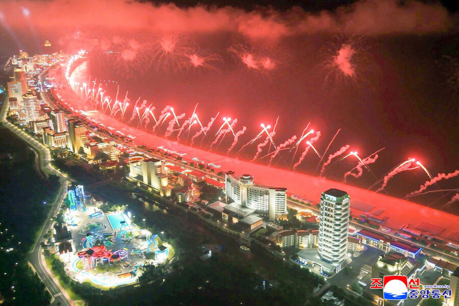 Захарова назвала курорт Вонсан в КНДР фантастическим