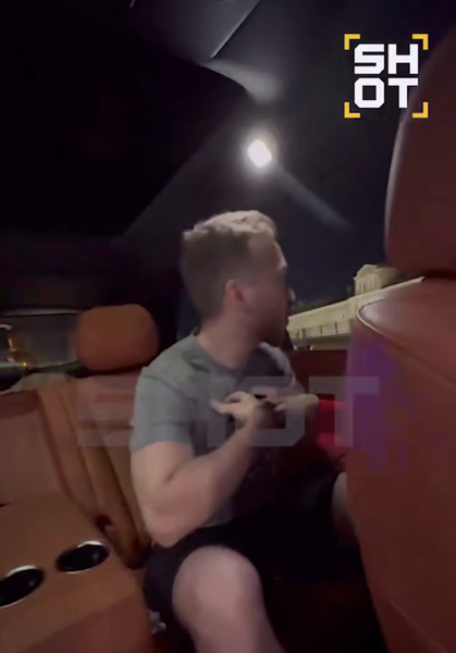 SHOT: в Казани полиция не смогла установить водителя машины на автопилоте