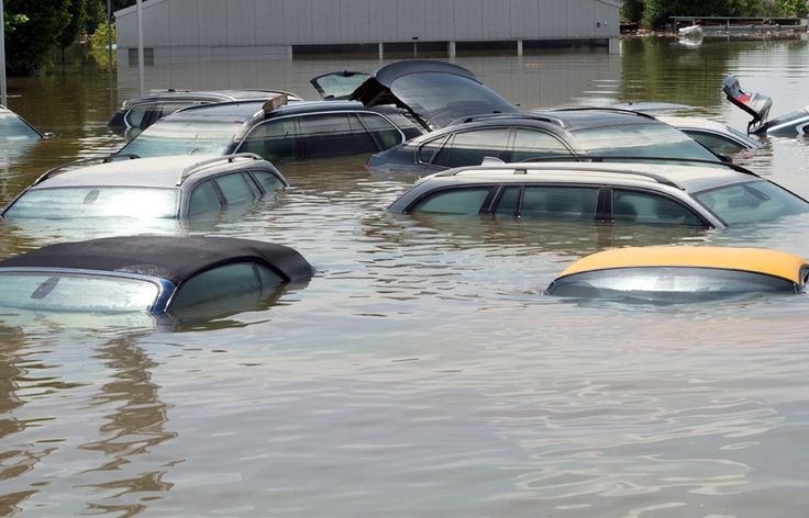 Автоэксперт Мардоян: при гидроударе автомобиль ремонтировать невыгодно