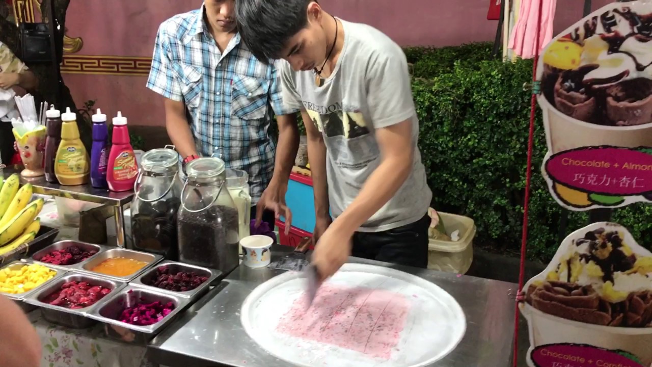 Bangkok Post: мороженое с жареной курицей стало популярным в Таиланде