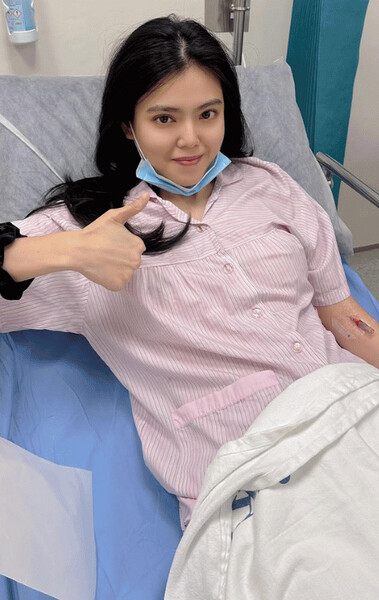 Актрису Чиа госпитализировали с растяжением мышц спины после чистки зубов