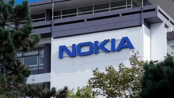 GSMArena: Nokia начала искать нового партнера для производства смартфонов