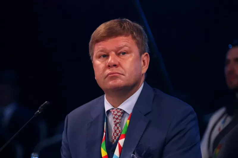 Журналист Губерниев назвал обидным серебро Шлейхера и Тернового на ЧМ