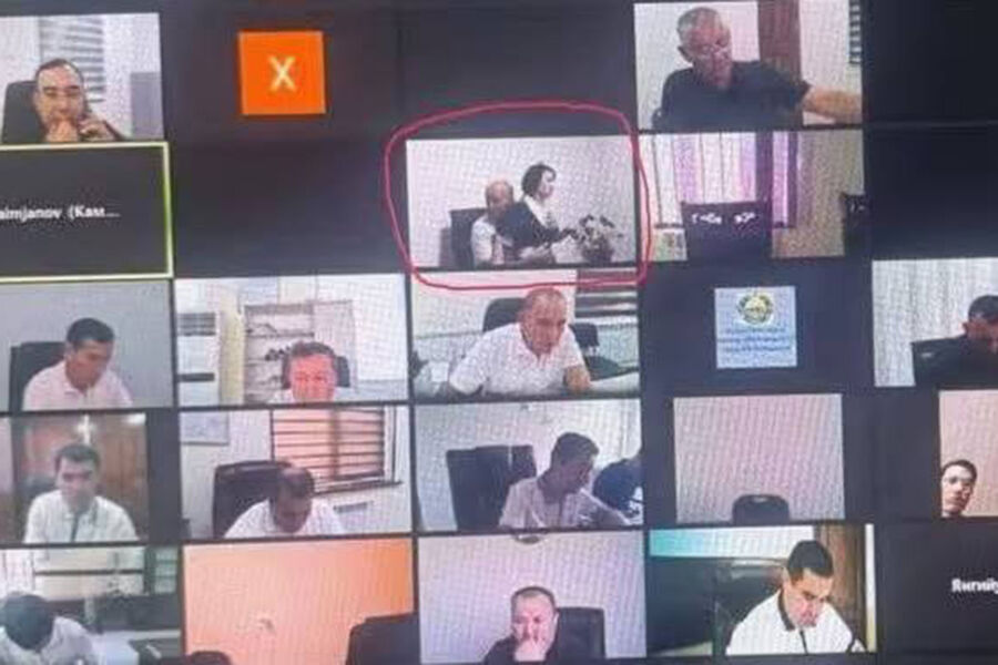 В Узбекистане уволили чиновника, обнимавшего секретаршу во время онлайн-совещания
