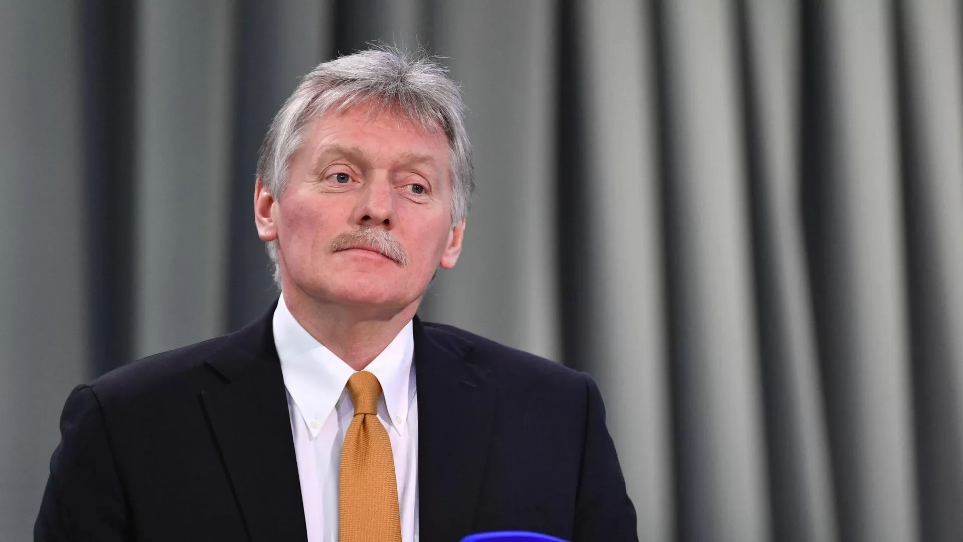 Песков: тем для переговоров Путина с королем Малайзии будет много