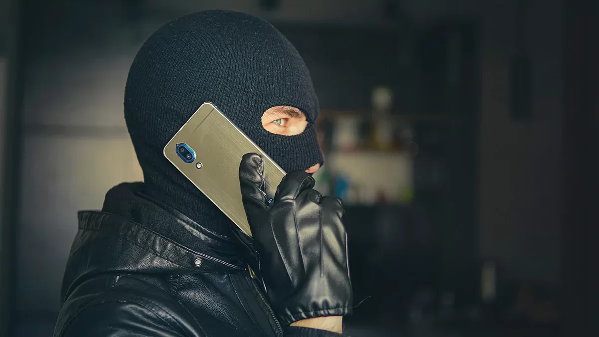 В Сочи женщина продала квартиру и отдала мошенникам почти 11 млн рублей