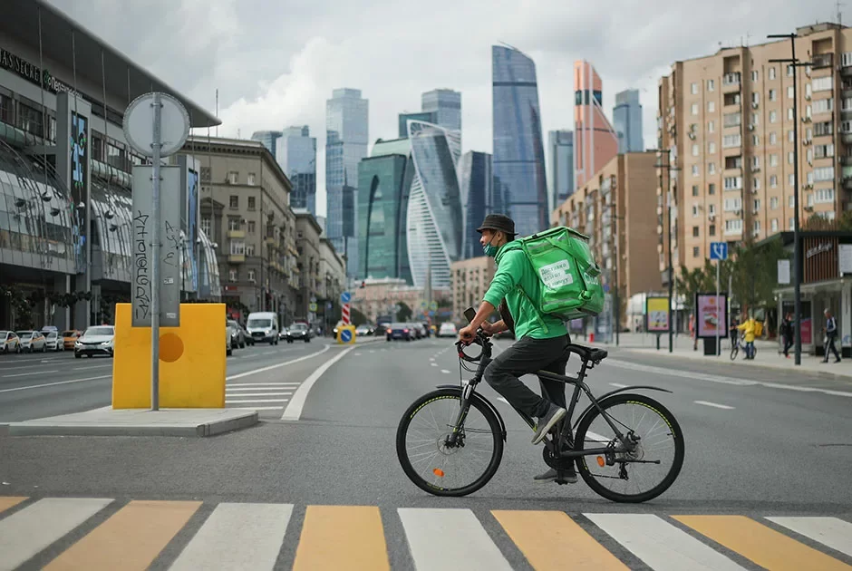 Володин: ГД прорабатывает запрет на курьерскую деятельность имеющим судимость