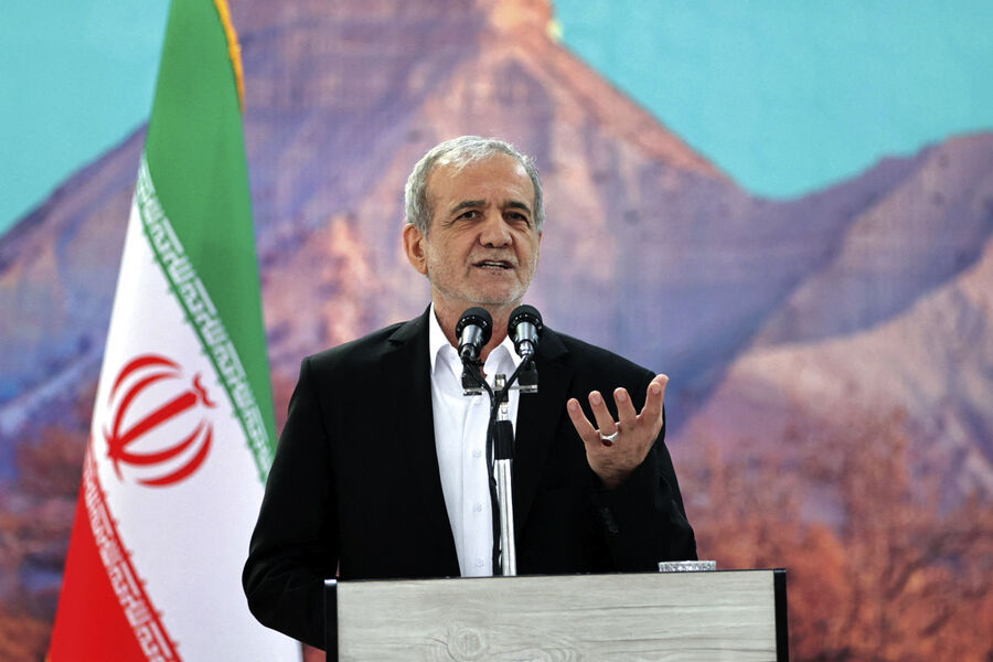 Президент Ирана Пезешкиан приглашен участвовать в саммите ШОС в Китае