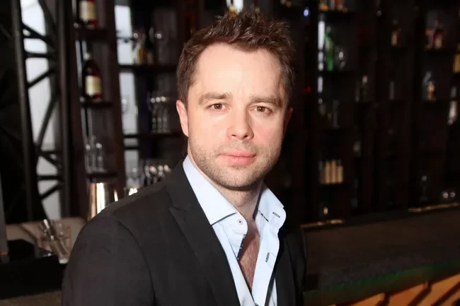 Актер Гогунский заявил, что замужняя женщина должна быть дома после часа ночи