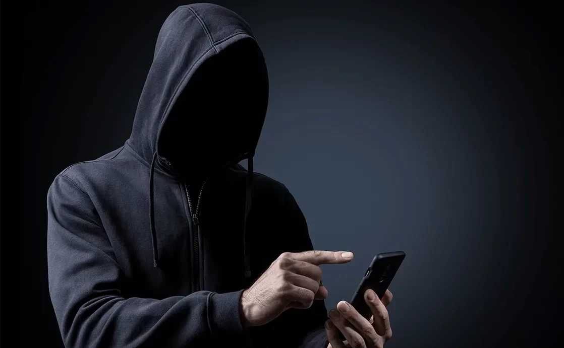 Киберэксперт Ульянов: мошенников, переодевшихся приставами, можно сдать полиции