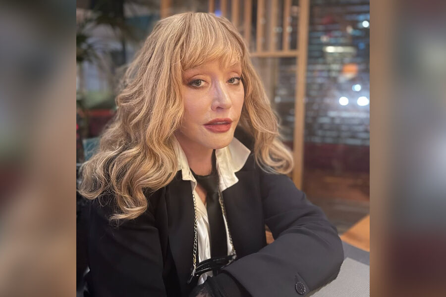 SHOT: певица Пугачева бережет замок в Грязи и винит Галкина в отъезде из РФ