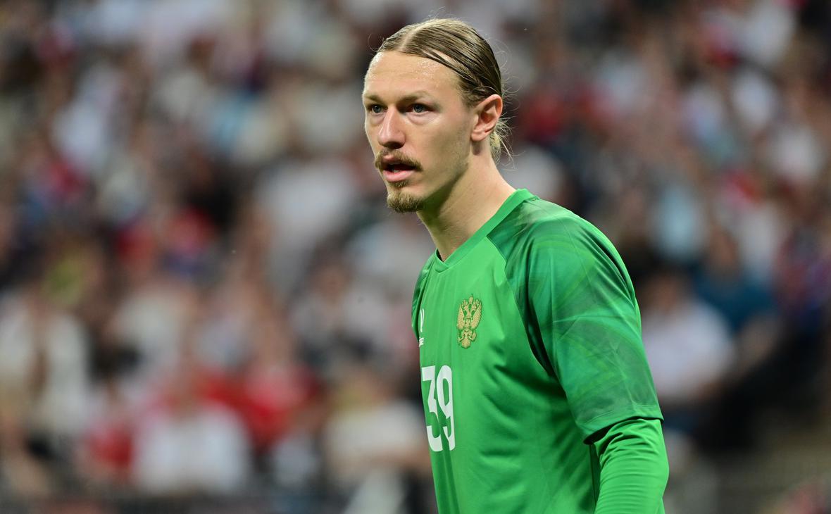 «ПСЖ» не указал вратаря Сафонова в списке игроков, вызванных в сборные