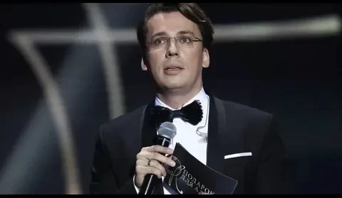 SHOT: племянник Максима Галкина уехал из России спустя 4 дня после начала СВО