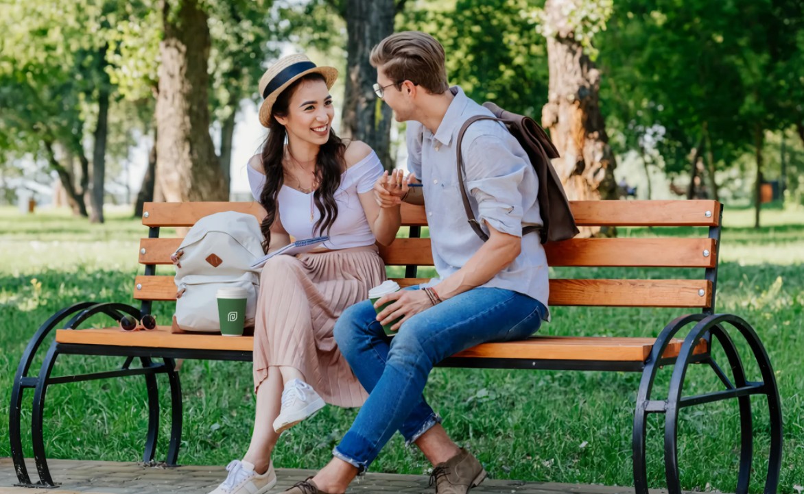 SHOT: за поцелуй в общественном месте можно получить штраф или арест 15 суток