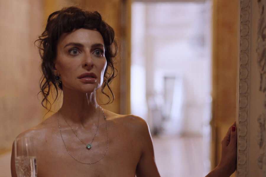 Актриса Варнава: коллеги отца-военного жаловались из-за моего образа на сцене