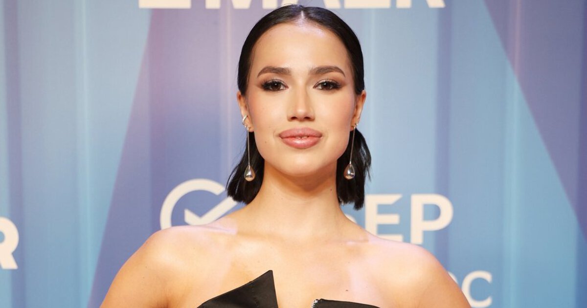 Фигуристка Загитова призналась, что написала три песни