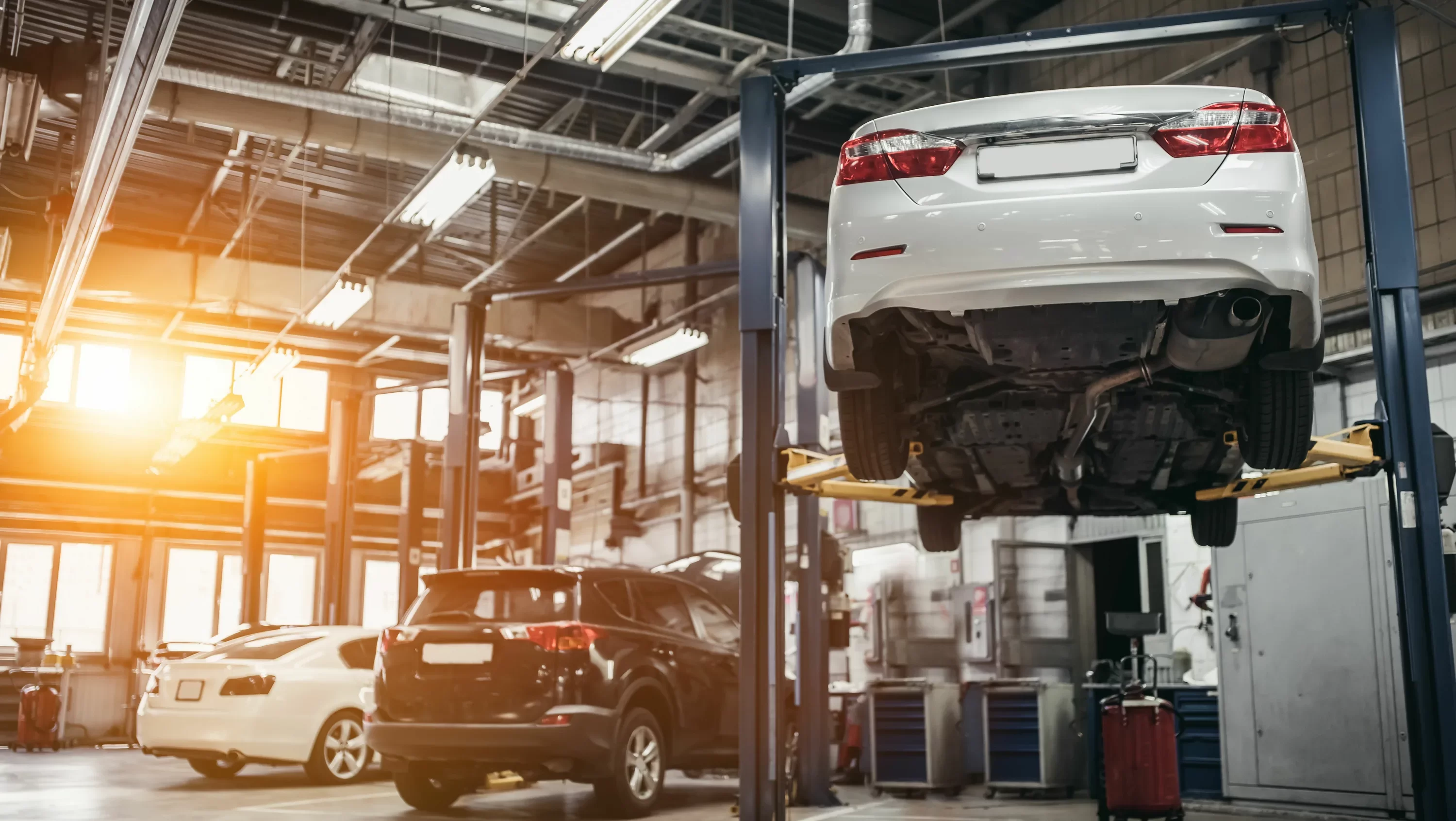 «Авито»: россияне тратят на обслуживание авто в среднем 29 тыс. рублей в год