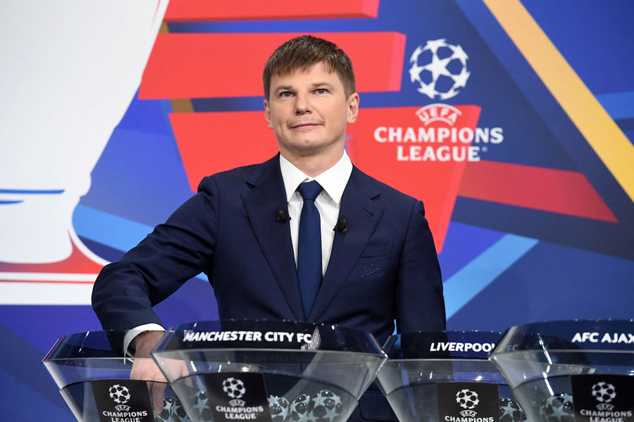 Экс-супруга Аршавина Казьмина заявила, что он намерен судиться из-за алиментов