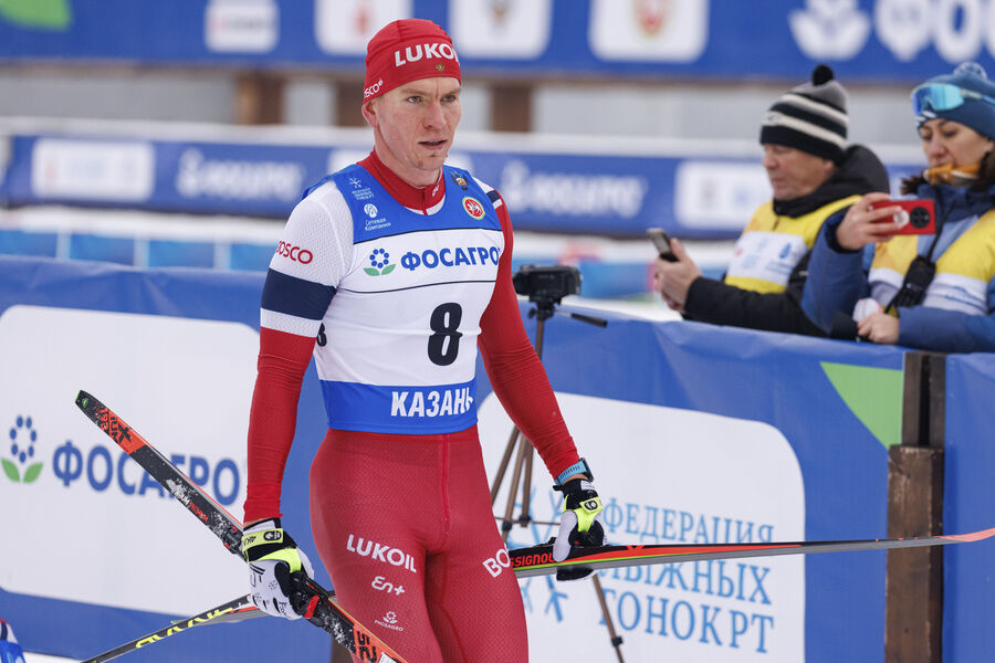 FIS хотела вернуть российских лыжников на Кубок мира, но отложила решение