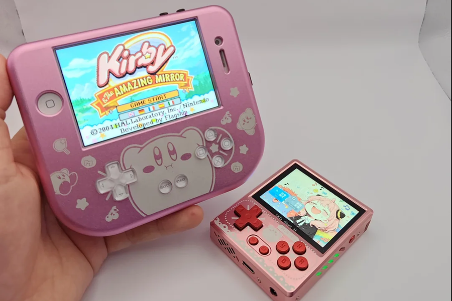 iPhone 4s превратили в портативную консоль с поддержкой игр PlayStation