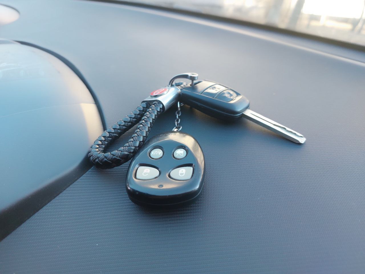 НАПИ: средняя цена китайского авто с пробегом снизилась до 2 млн рублей