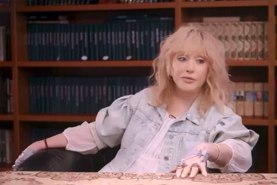 Юрист Александр Хаминский заявил, что Пугачеву невозможно лишить пенсии в РФ