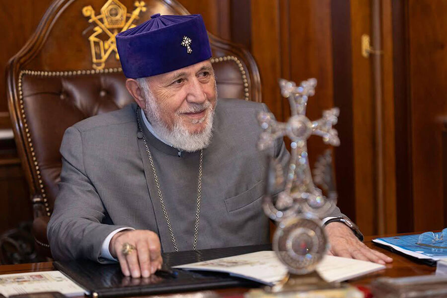 Католикос всех армян Гарегин II отправился с визитом в Индию