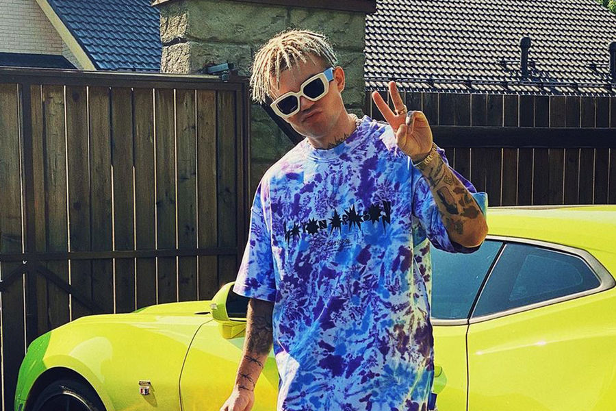 SHOT: рэпер Элджей закрывает бизнес в России из-за убытков