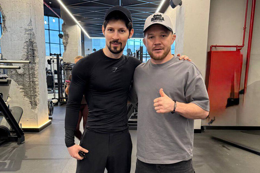 Павел Дуров поздравил Петра Яна с победой над Двалишвили