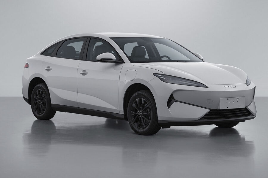 Bloomberg: Tesla уступила лидерство по продажам электромобилей китайскому бренду BYD