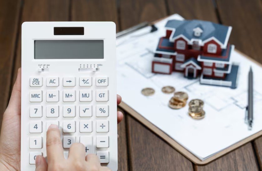 Эксперт Коновалов посоветовал отложить продажу жилья в начале 2026 года