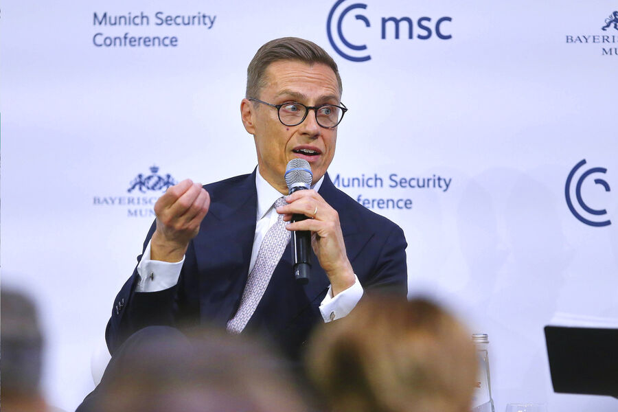 Стубб: Европа может себя защитить без участия США