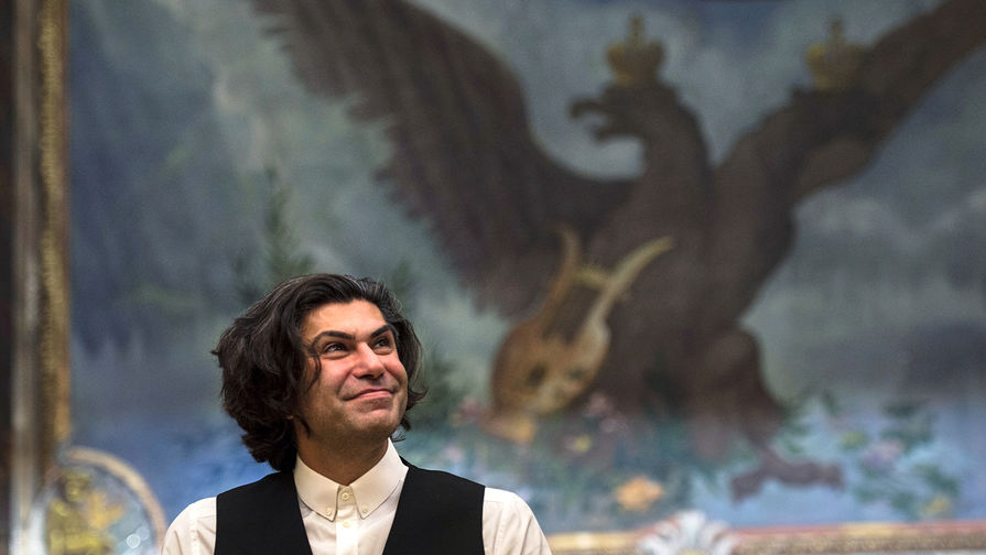 Цискаридзе заявил, что слушает Инстасамку и Ваню Дмитриенко