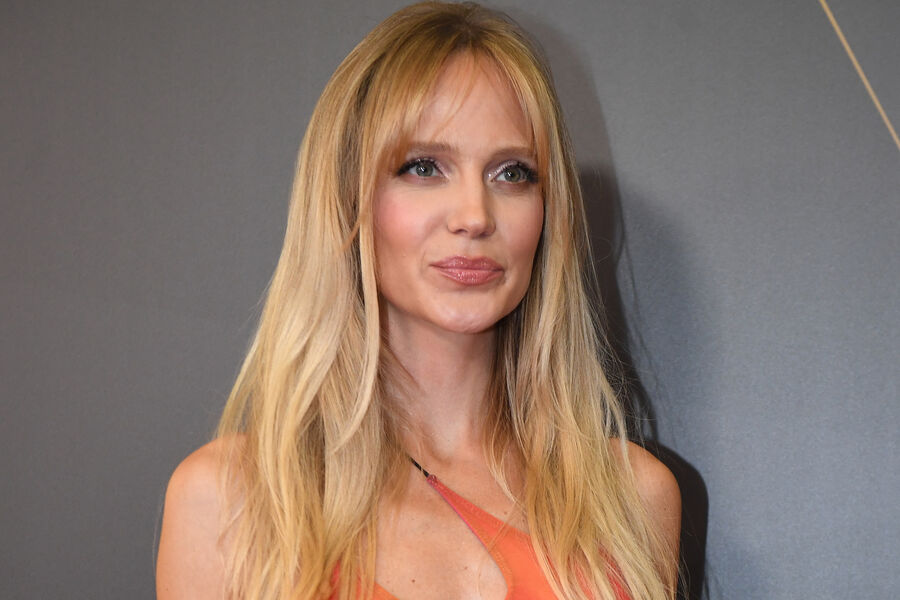 Певица Глюкоза обвинила организатора концертов в Казахстане в игнорировании