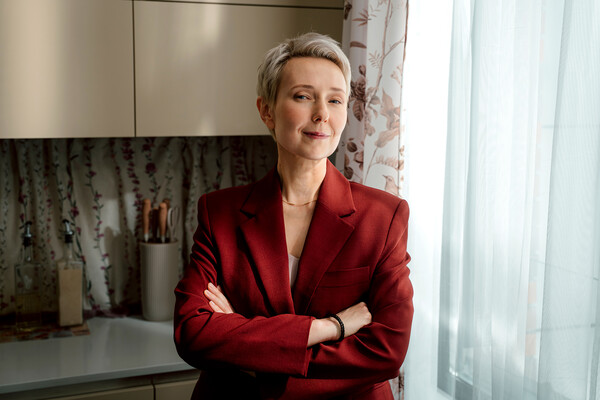 Писательница Примаченко сыграла в камео в экранизации бестселлера «К себе нежно»