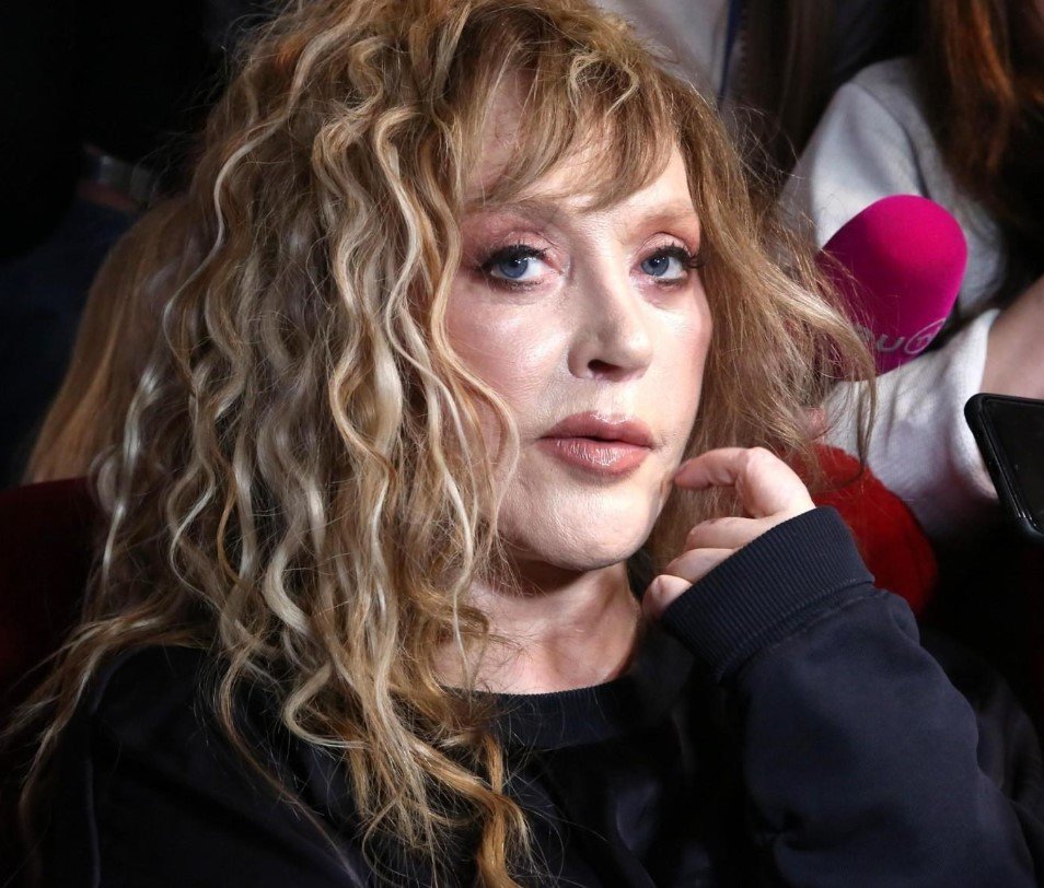 Сергей Дворцов подтвердил, что Алла Пугачева планирует вернуться в Москву весной