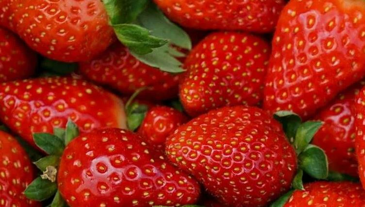 Как правильно выбрать клубнику: советы экспертов перед сезоном