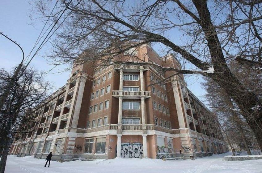 В Екатеринбурге выставлены на продажу три памятника архитектуры